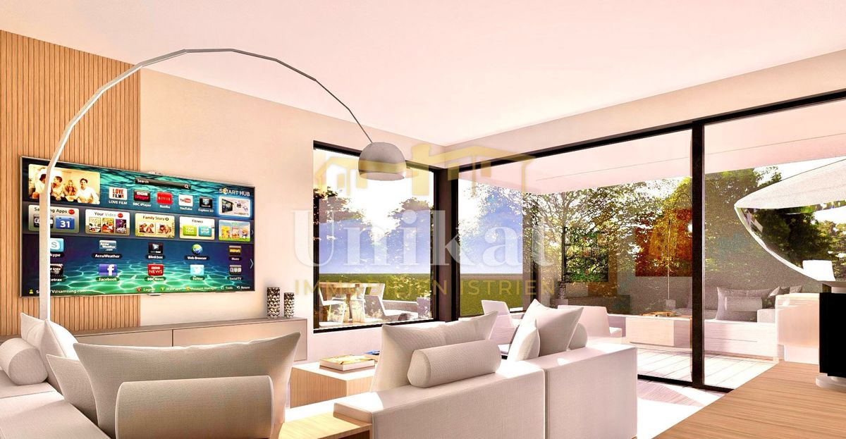 Penthouse z veliko strešno teraso - 4 km od morja